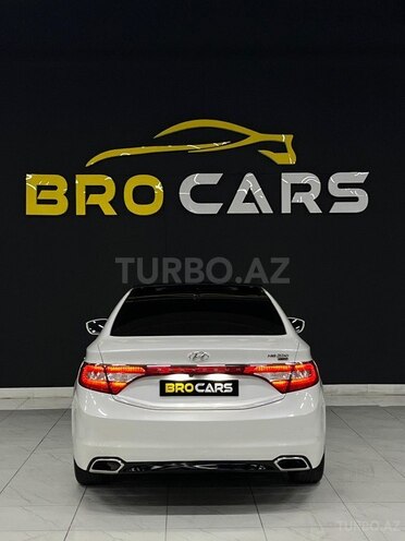 Hyundai Grandeur-7