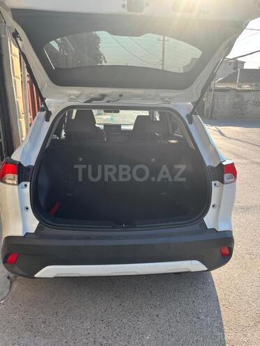 Toyota Corolla Cross 2024, 21,000 km - 2.0 l - Bakı