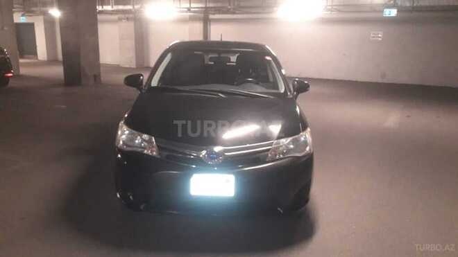 Toyota Corolla Fielder-1