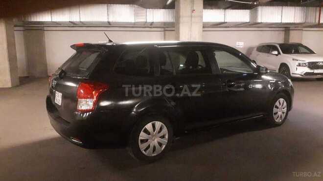 Toyota Corolla Fielder-4