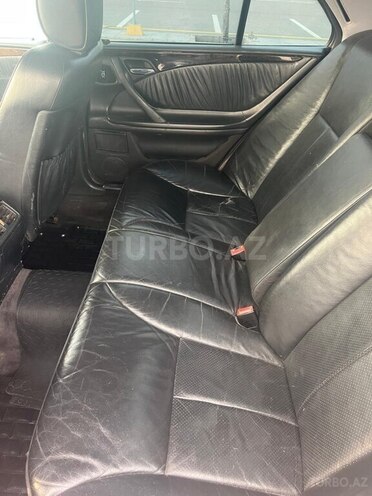 Mercedes E 220 d 2001, 520,000 km - 2.2 л - Bakı