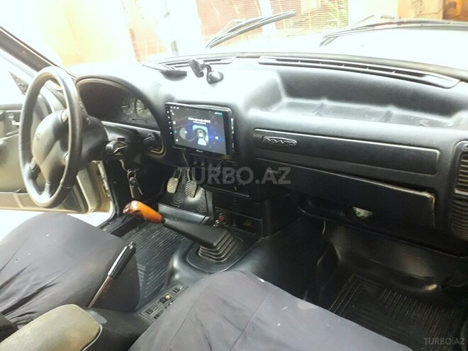 GAZ 3110 2003, 318,000 km - 2.4 l - Sabirabad