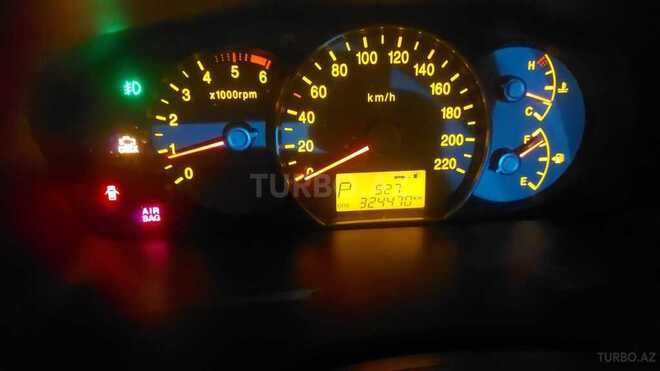 Kia Carens 2006, 324,000 km - 2.0 l - Naxçıvan
