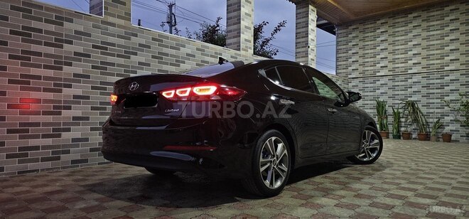 Hyundai Elantra 2017, 54,718 km - 2.0 л - Bakı