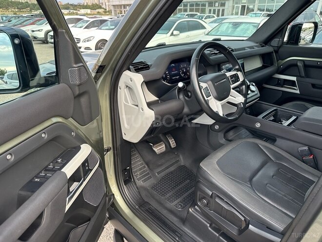 Land Rover Defender-13