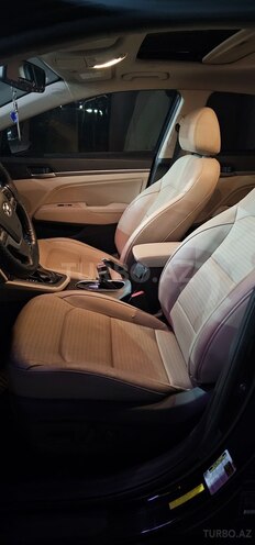 Hyundai Elantra 2017, 54,718 km - 2.0 л - Bakı