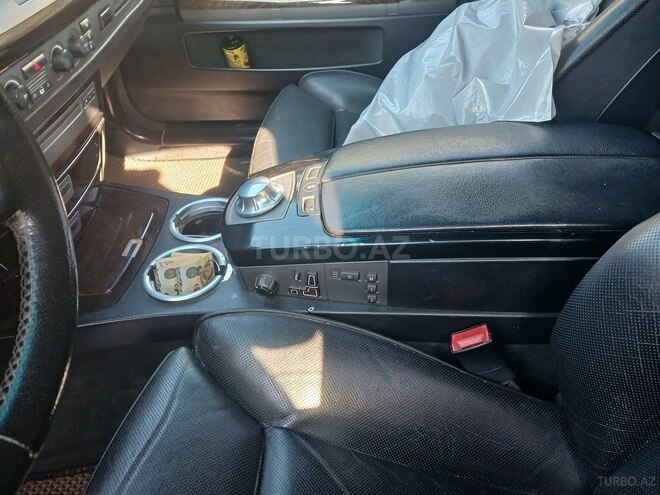 BMW 735 2002, 299,000 km - 3.6 l - Bakı