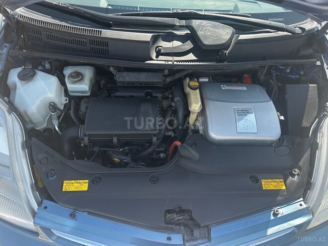 Toyota Prius-17
