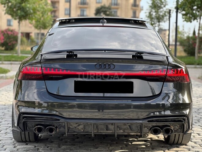 Audi A7 Sportback-7