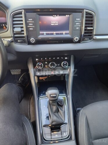 Skoda Karoq 2023, 49,000 km - 1.6 l - Bərdə