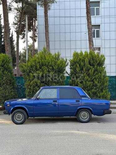 LADA (VAZ) 2107 2006, 95,000 km - 1.6 l - Salyan