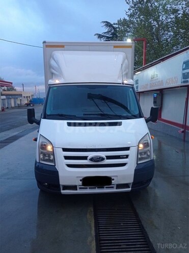 Ford Transit-1