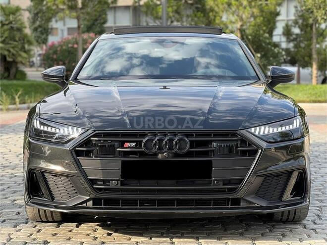 Audi A7 Sportback-1