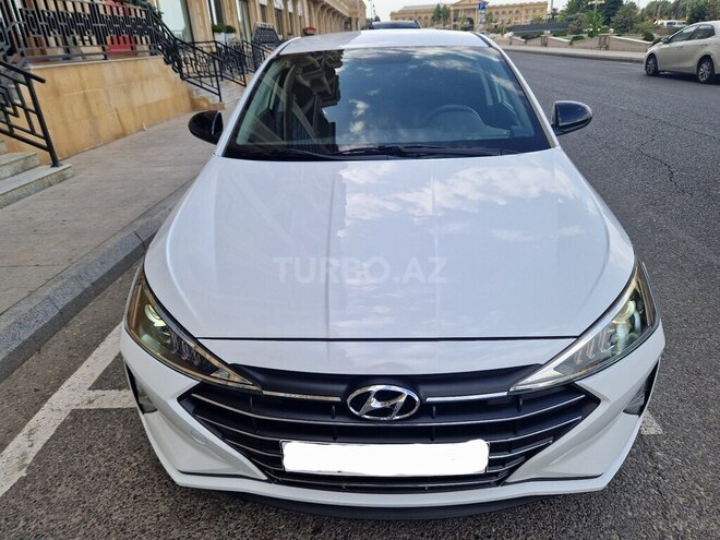 Hyundai Elantra 2018, 86,000 km - 2.0 l - Bakı