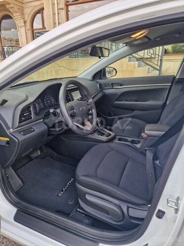 Hyundai Elantra 2018, 86,000 km - 2.0 l - Bakı