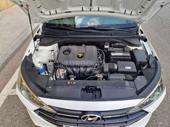 Hyundai Elantra 2018, 86,000 km - 2.0 l - Bakı