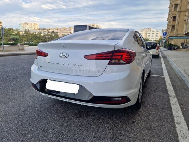Hyundai Elantra 2018, 86,000 km - 2.0 l - Bakı