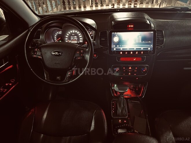 Kia Sorento-14