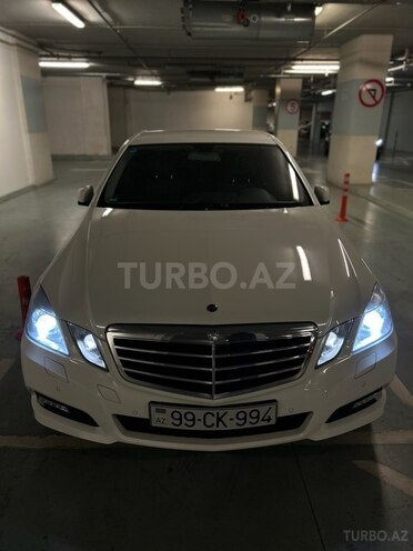 Mercedes E 200 2009, 330,000 km - 1.8 l - Bakı