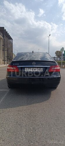Mercedes E 220 d 2010, 327,000 km - 2.2 л - Bakı