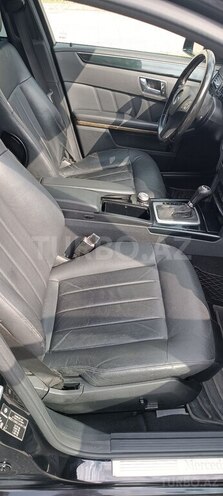 Mercedes E 220 d 2010, 327,000 km - 2.2 л - Bakı