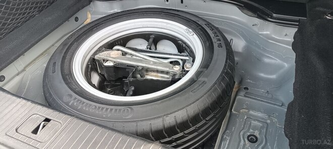 Mercedes E 220 d 2010, 327,000 km - 2.2 л - Bakı