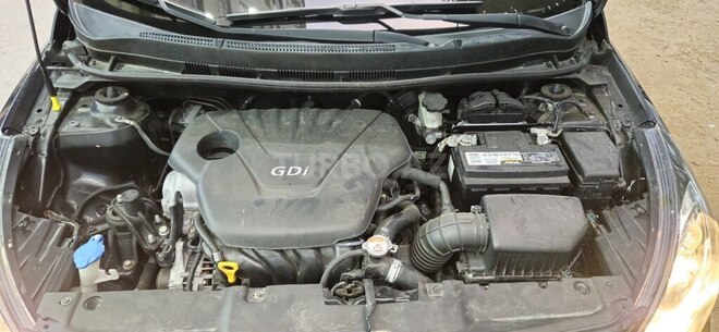 Hyundai Accent-3