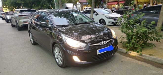 Hyundai Accent 2014, 265,000 km - 1.6 l - Bakı