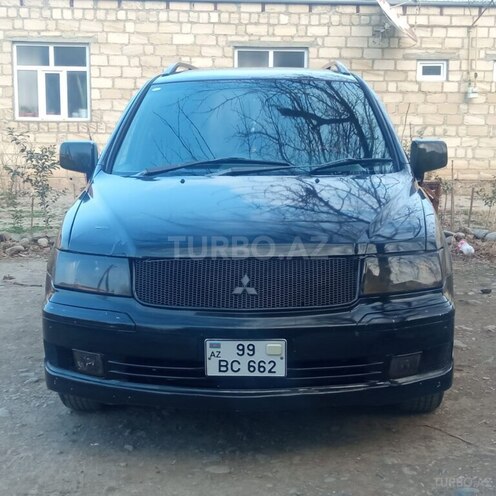 Mitsubishi Grandis 2002, 290,000 km - 2.4 l - Gəncə