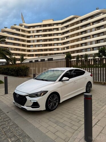 Hyundai Elantra 2017, 95,000 km - 1.6 л - Bakı