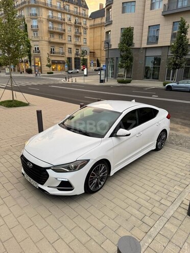 Hyundai Elantra 2017, 95,000 km - 1.6 л - Bakı