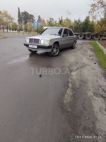 Mercedes 190-3