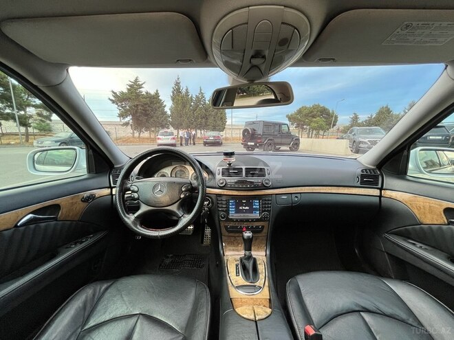 Mercedes E 300 d 2007, 284,000 km - 3.0 l - Bakı