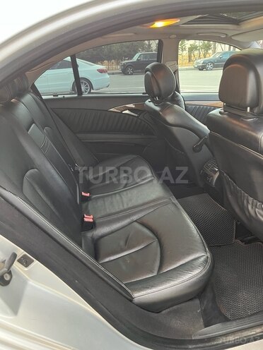 Mercedes E 300 d 2007, 284,000 km - 3.0 l - Bakı