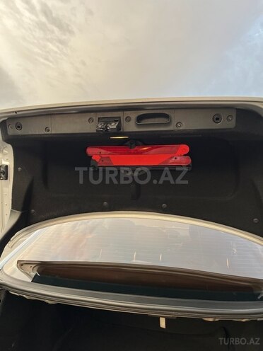 Mercedes E 300 d 2007, 284,000 km - 3.0 l - Bakı