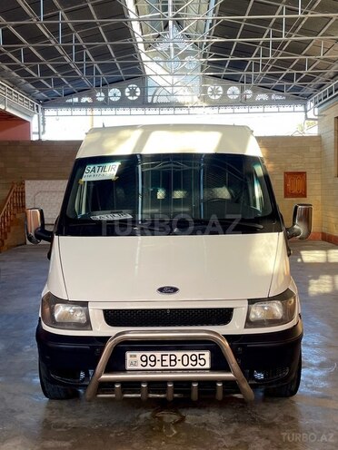 Ford Transit-1