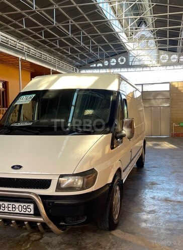 Ford Transit-4