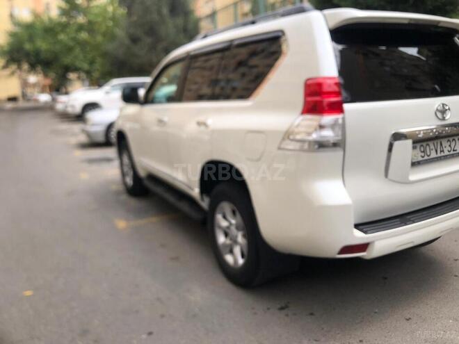 Toyota Land Cruiser Prado-5