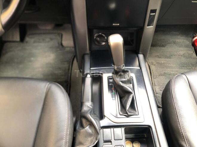 Toyota Land Cruiser Prado-9