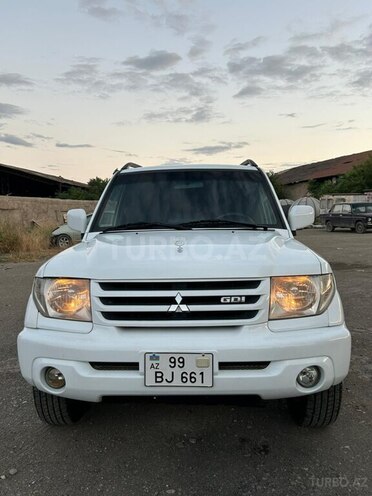 Mitsubishi Pajero io 2001, 220,000 km - 2.0 л - Bakı