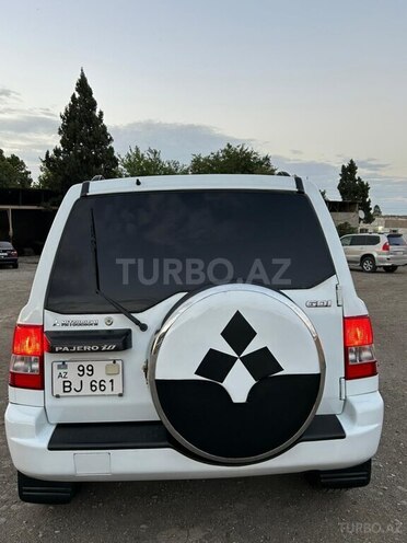 Mitsubishi Pajero io 2001, 220,000 km - 2.0 л - Bakı