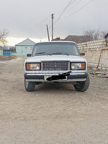 LADA (VAZ) 2107-1