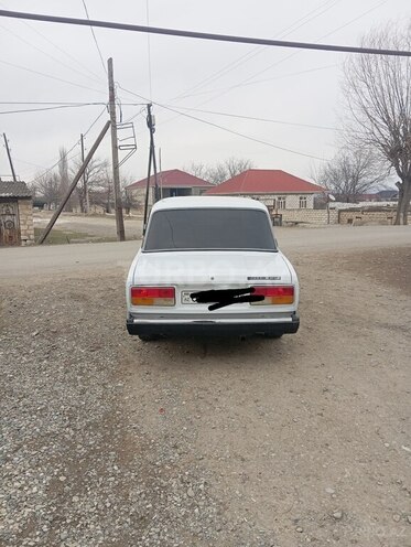 LADA (VAZ) 2107-2