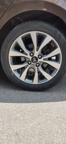 Hyundai Accent 2015, 191,698 km - 1.4 л - Bakı