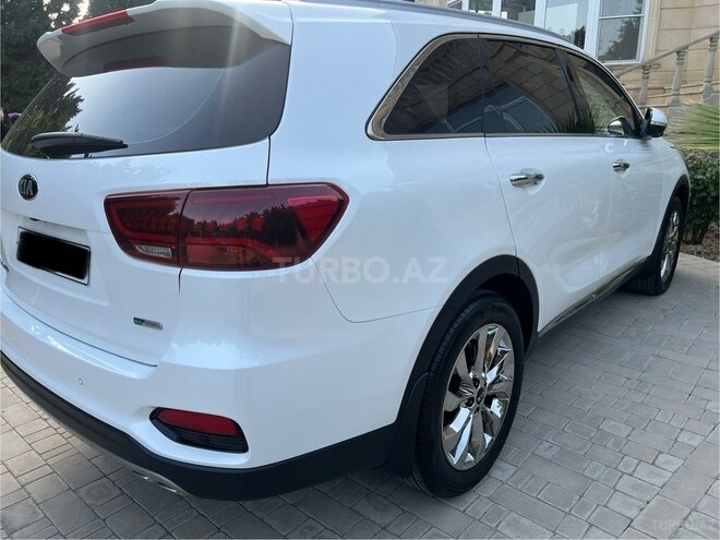 Kia Sorento-4