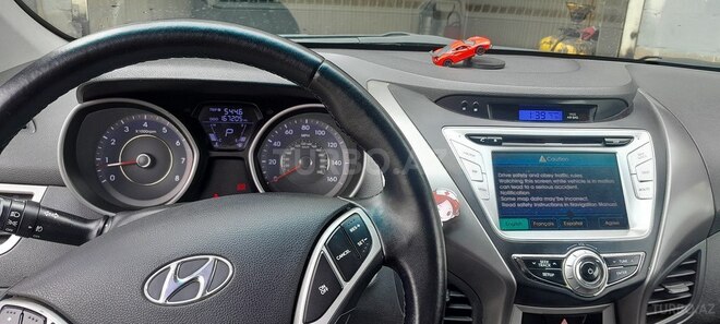 Hyundai Elantra 2011, 167,205 km - 1.8 l - Zaqatala