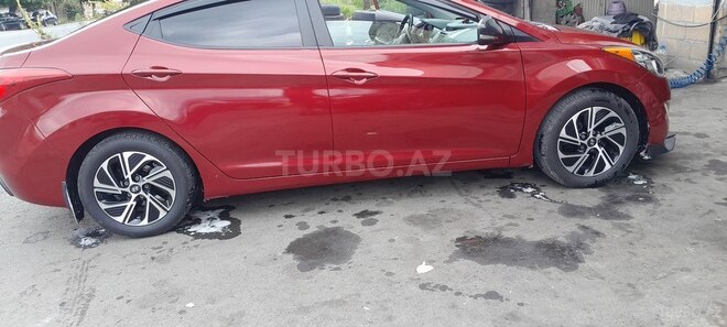 Hyundai Elantra 2011, 167,205 km - 1.8 l - Zaqatala