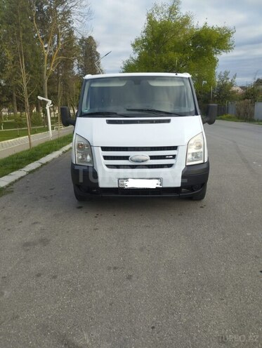 Ford Transit-1