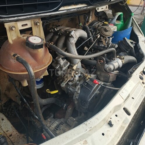 Ford Transit-12