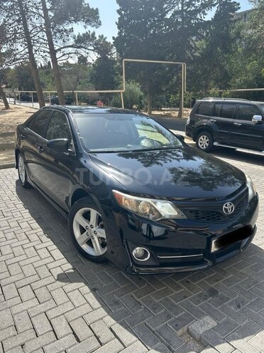 Toyota Camry-2